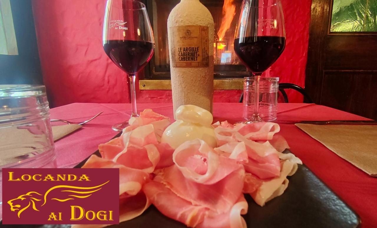 Locanda Ai Dogi 皮耶韦迪卡多雷 外观 照片