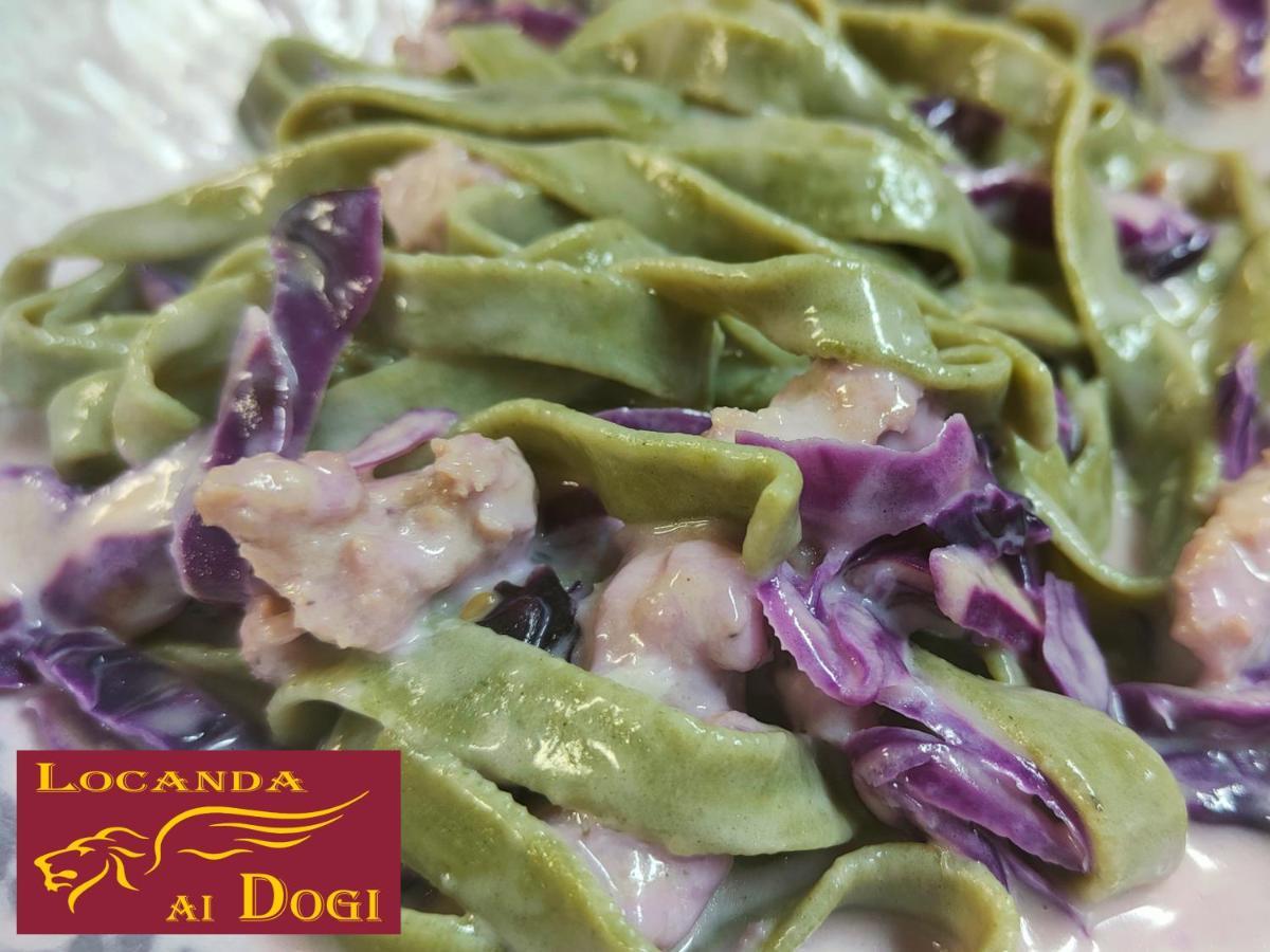 Locanda Ai Dogi 皮耶韦迪卡多雷 外观 照片